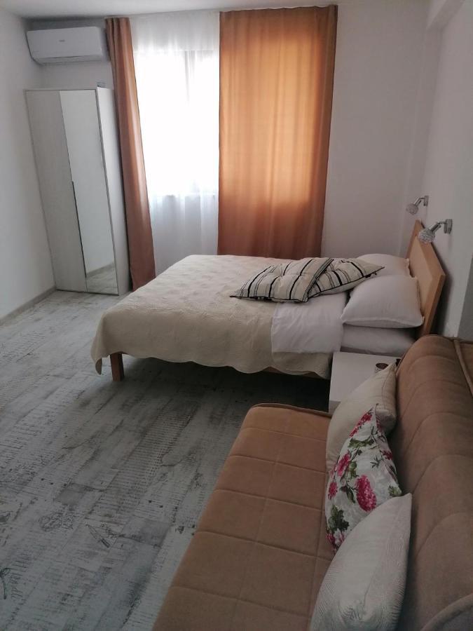Vila Mira Требинье Экстерьер фото